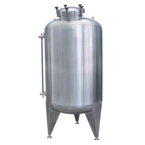 stainless-steel-storage-and-mixing-tanks-500x500